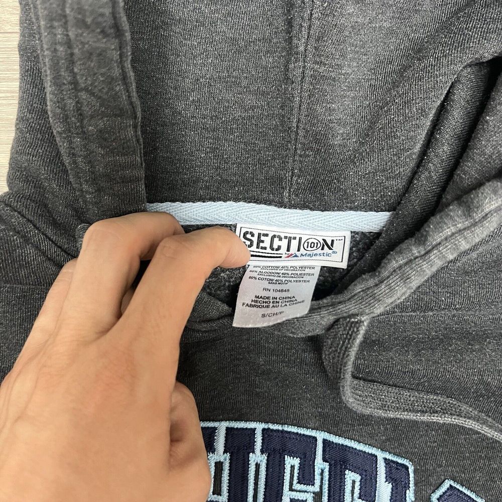 Vintage Majestic North Carolina Tar Heels Hoodie Sweatshirt Mens S Gray Spellout - Picture 4 of 7